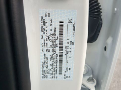 Used 2024 Ford F250 Platinum image 28