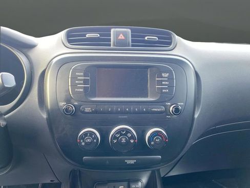 Used 2018 Kia Soul image 7