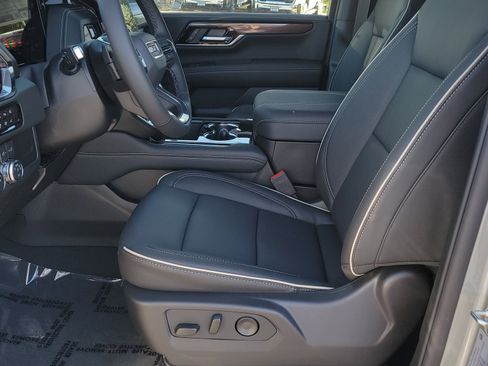 New 2026 GMC Yukon XL Elevation image 6