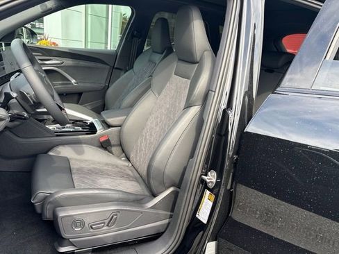 New 2026 Audi SQ5 Premium Plus AWD/4WD image 9
