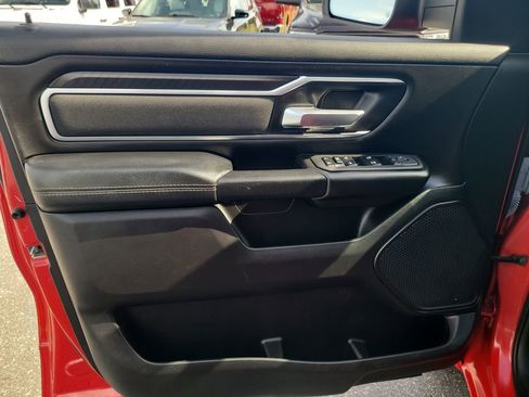 Certified 2025 RAM 1500 Big Horn AWD/4WD image 17