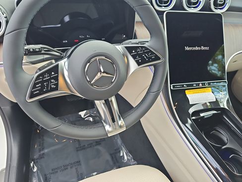 New 2026 Mercedes-Benz GLC 300 image 17