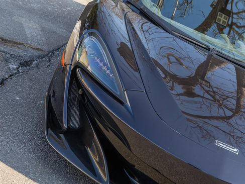 Used 2019 McLaren 600LT image 15