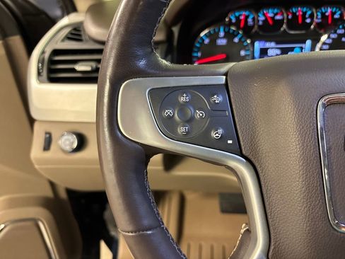 Used 2018 GMC Yukon SLT image 36