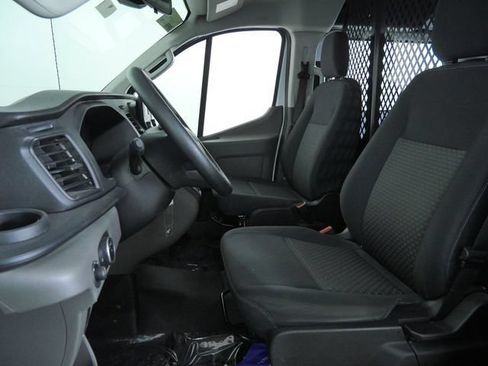 Certified 2024 Ford Transit 250 Low Roof AWD w/ Exterior Upgrade Package image 17