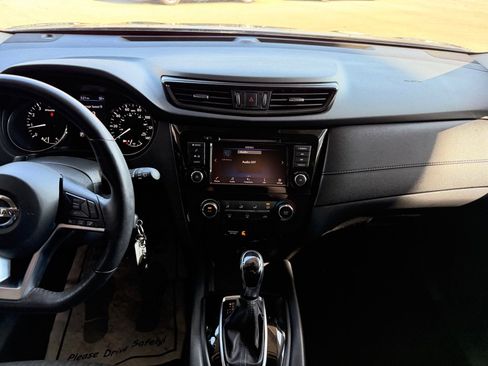 Used 2019 Nissan Rogue S w/ Special Edition Package image 23