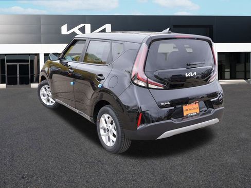 New 2025 Kia Soul LX image 5