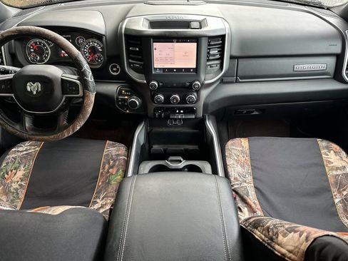 Used 2022 RAM 1500 Big Horn image 10
