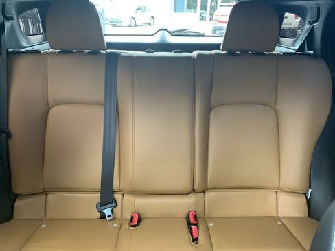 Used 2014 Lexus CT 200h w/ F Sport w/Nuluxe Interior FWD image 30