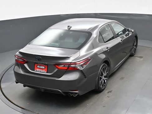 Used 2023 Toyota Camry SE FWD image 39