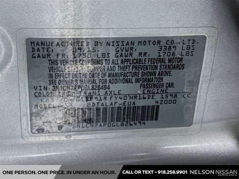 Used 2016 Nissan Versa S FWD image 28