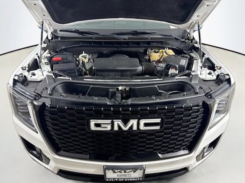 Used 2021 GMC Yukon Denali AWD/4WD image 41