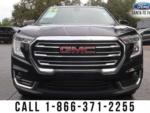 Used 2024 GMC Terrain SLT AWD/4WD image 9
