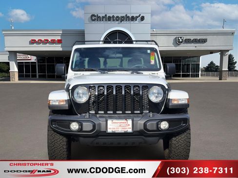 Used 2021 Jeep Gladiator Sport AWD/4WD image 8