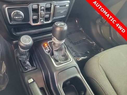 Used 2024 Jeep Wrangler Sport S image 23