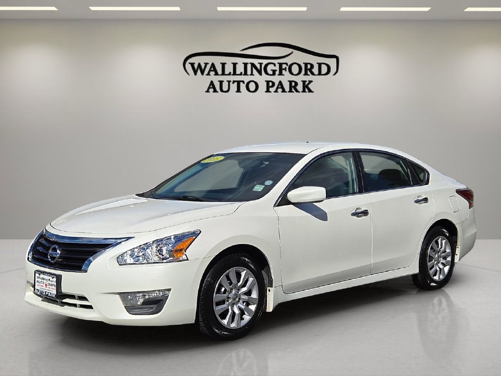 Used 2015 Nissan Altima 2.5 S w/ Power Driver Seat Package FWD image 1
