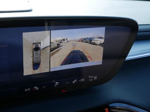 Used 2025 Buick Enclave Sport Touring image 26