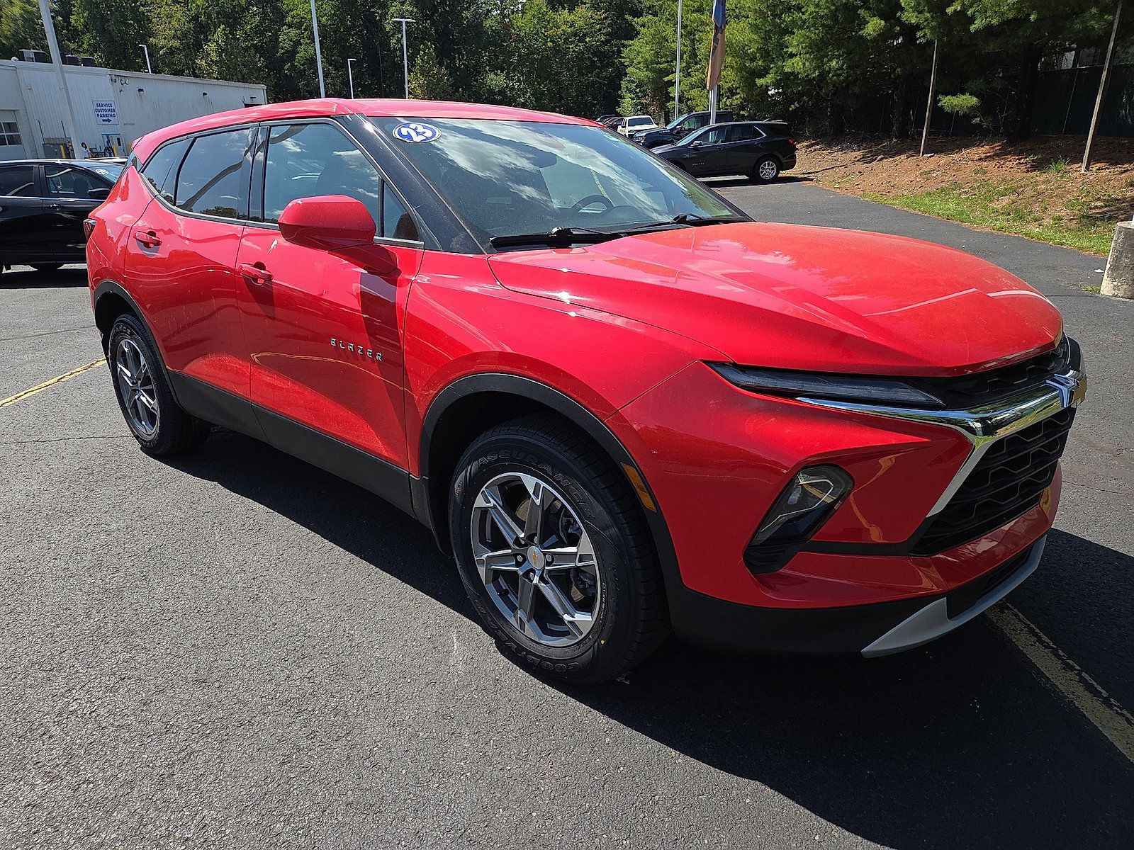 Used 2023 Chevrolet Blazer LT w/ Driver Confidence Package AWD/4WD image 1