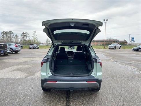 Used 2025 Chevrolet Equinox LT w/ Convenience Package II AWD/4WD image 13