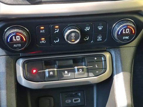Used 2020 GMC Acadia Denali w/ Technology Package AWD/4WD image 12
