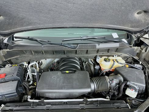Used 2022 Chevrolet Silverado 1500 High Country w/ Technology Package RWD image 32