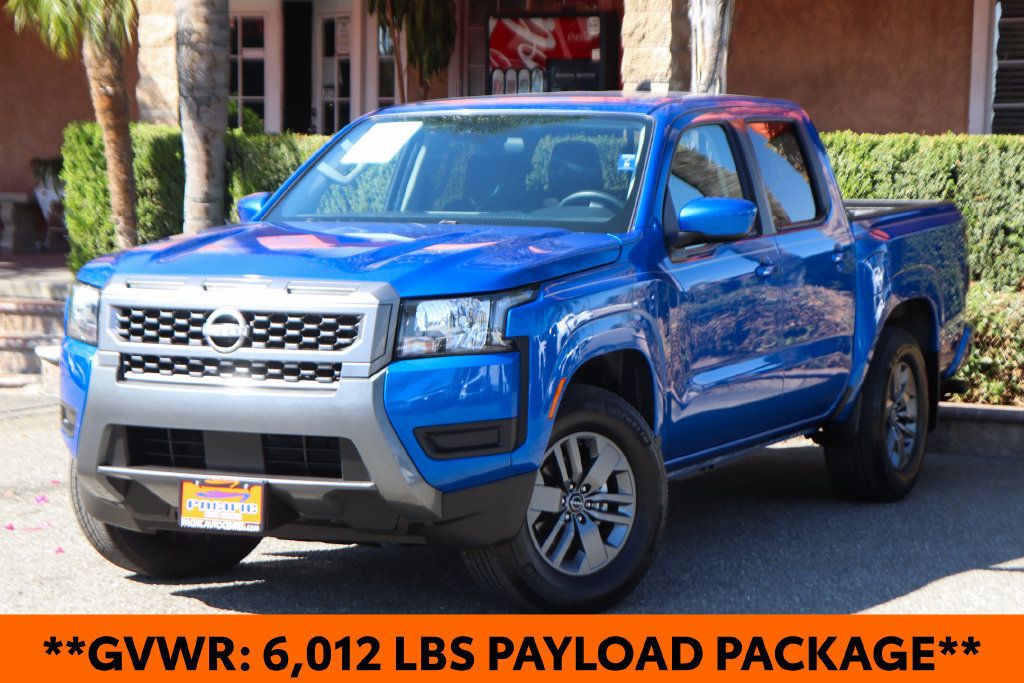 Used 2025 Nissan Frontier SV RWD image 4