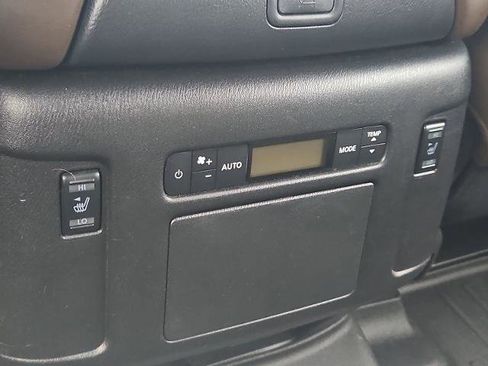 Used 2022 Nissan Armada Platinum w/ Captain's Chairs Package image 22