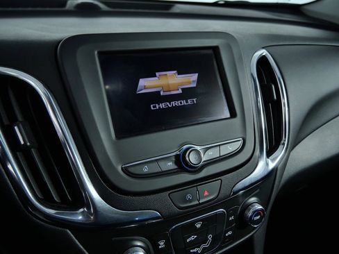 Used 2022 Chevrolet Equinox LT AWD/4WD image 18