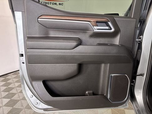 Used 2025 Chevrolet Silverado 1500 LT image 20