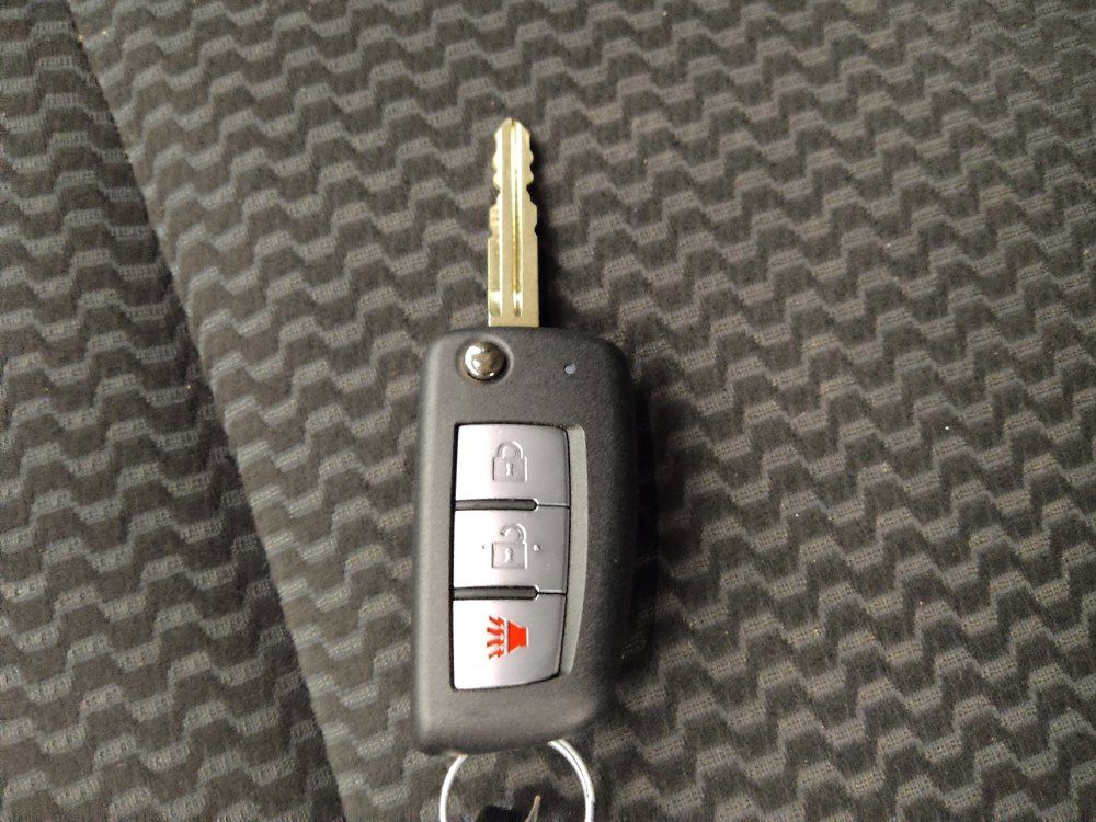 Used 2020 Nissan Rogue Sport S FWD image 32