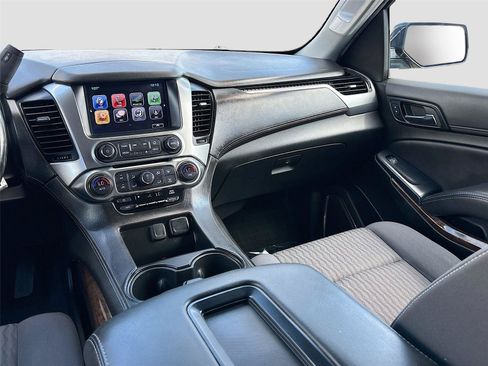 Used 2020 Chevrolet Tahoe LS w/ Enhanced Driver Alert Package RWD image 21