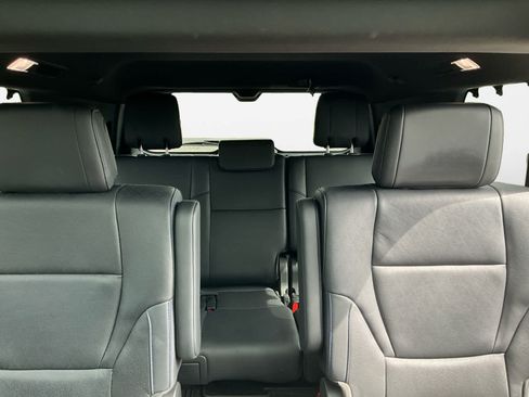 Used 2024 Toyota Sequoia Platinum AWD/4WD image 23