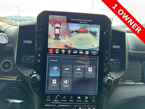 Used 2025 RAM 3500 Longhorn image 17