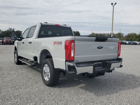 New 2026 Ford F250 XLT w/ FX4 Off-Road Package image 8