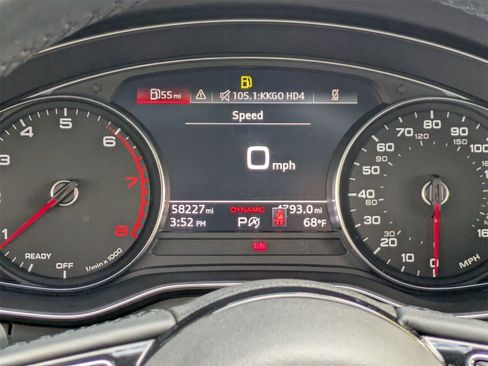 Used 2021 Audi A4 2.0T Premium w/ Convenience Package image 12