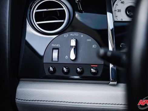 Used 2014 Rolls-Royce Ghost RWD image 64