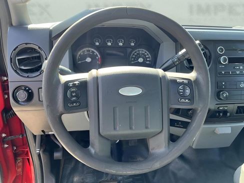 Used 2011 Ford F250 XL w/ XL Value Pkg image 13