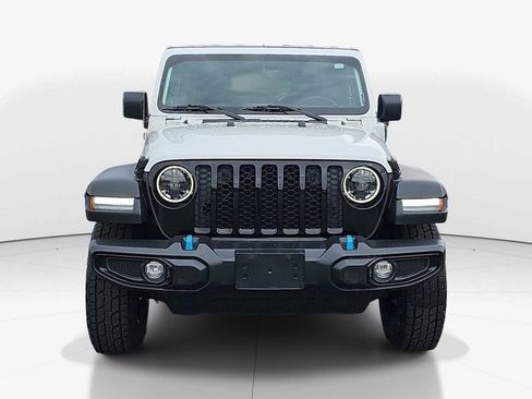 Used 2023 Jeep Wrangler Unlimited w/ Cold Weather Group AWD/4WD image 12