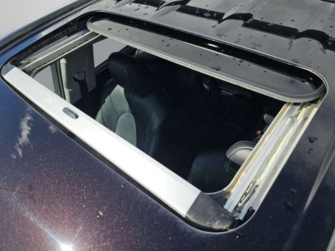 Used 2022 Toyota Highlander Limited image 8