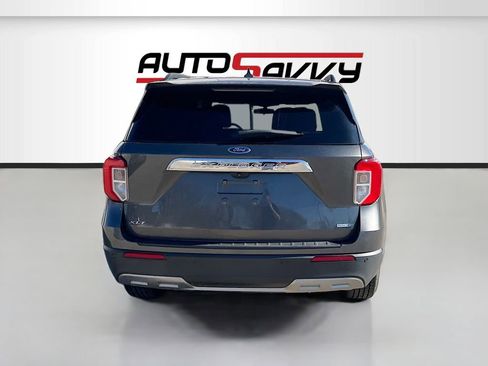 Used 2020 Ford Explorer XLT w/ Equipment Group 202A AWD/4WD image 6