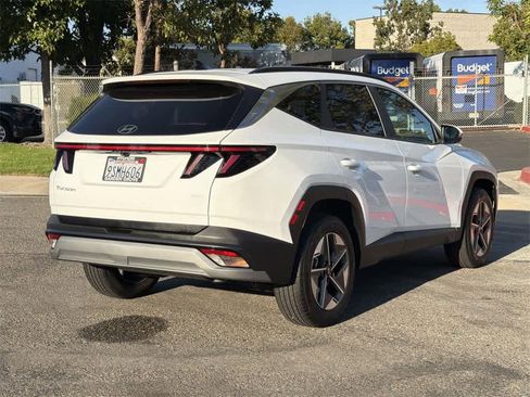Certified 2025 Hyundai Tucson SEL image 4