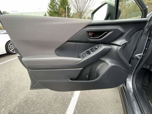 Used 2024 Subaru Crosstrek 2.0i Premium image 30