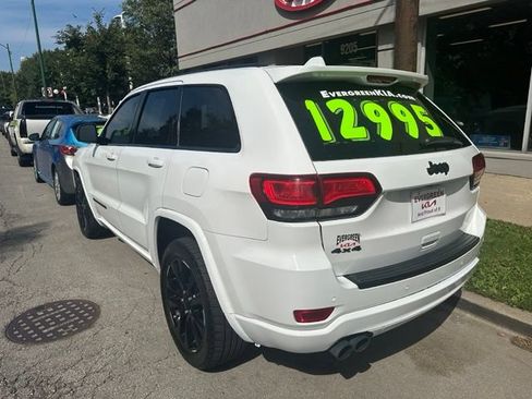 Used 2018 Jeep Grand Cherokee Altitude AWD/4WD image 5