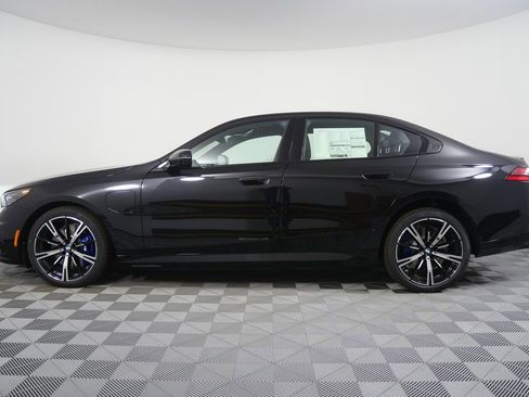 New 2027 BMW 550e xDrive AWD/4WD image 6