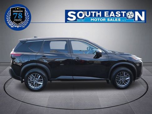 Used 2023 Nissan Rogue S image 8