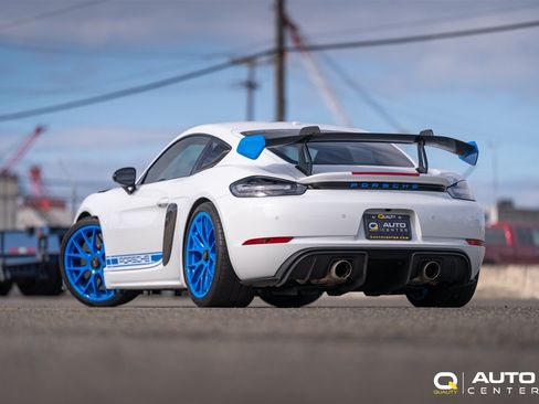Used 2023 Porsche 718 Cayman GT4 RS RWD image 64