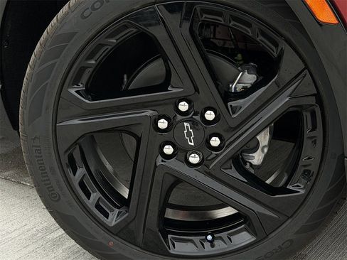 New 2026 Chevrolet Equinox EV RS image 9