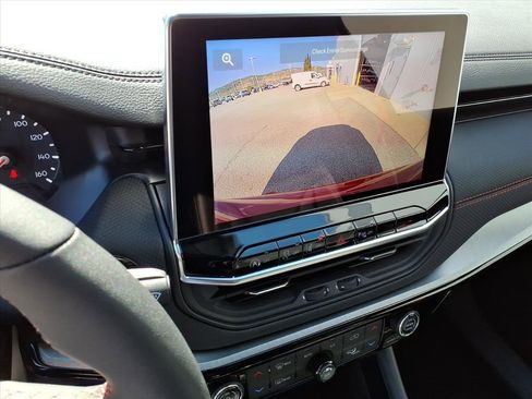 New 2026 Jeep Compass Trailhawk image 24