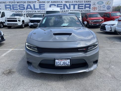 Used 2019 Dodge Charger GT RWD image 3