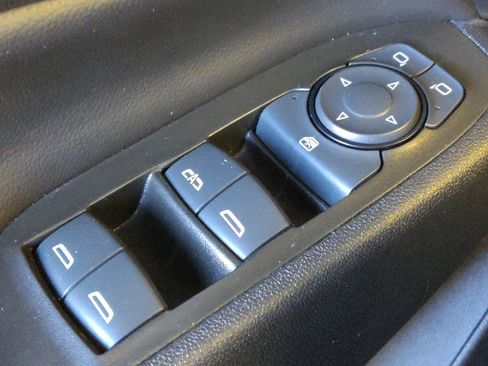 Used 2022 Chevrolet Equinox LT image 27